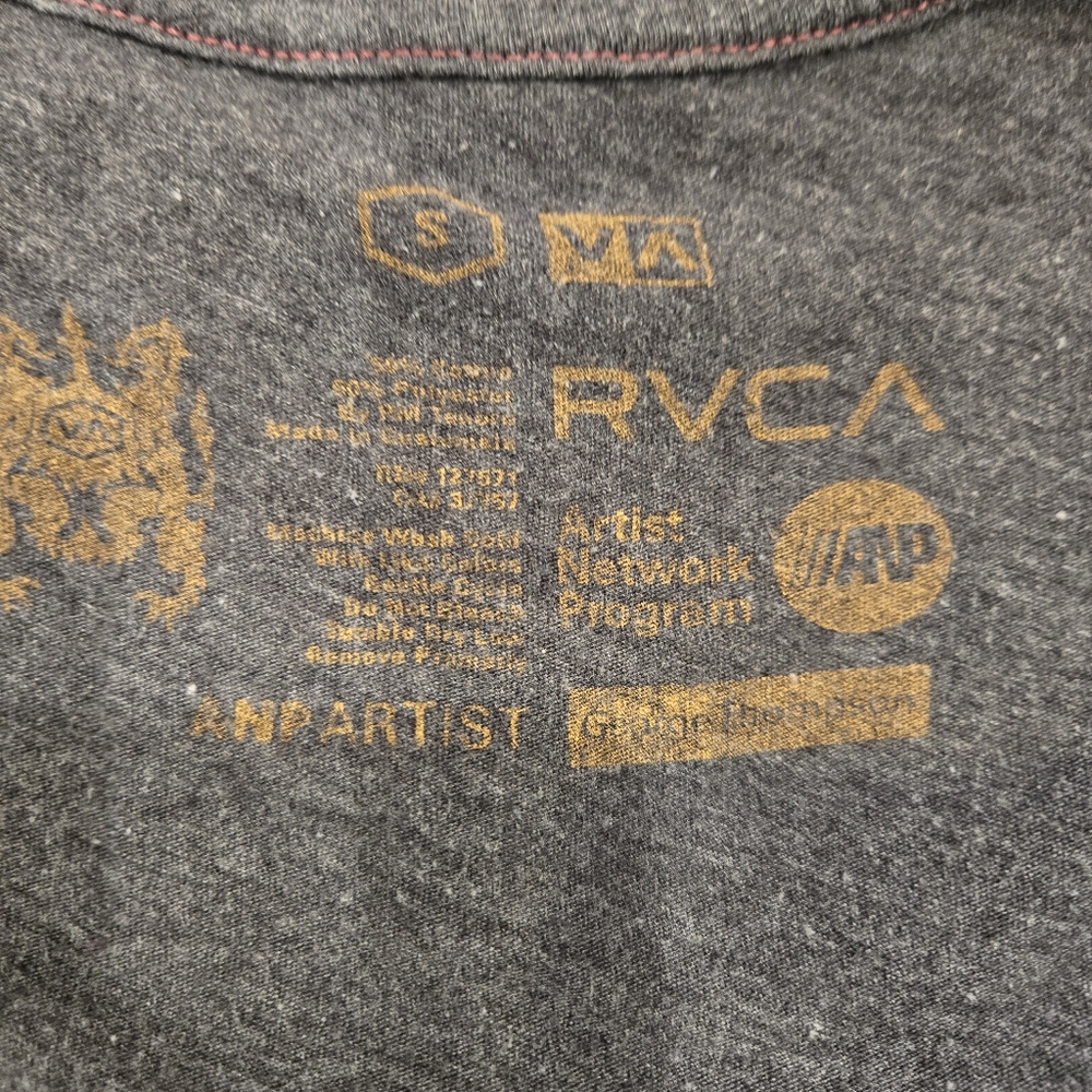 RVCA T-Shirt Chinese AK-47 “Forever Class Struggle” - Picture 2 of 4